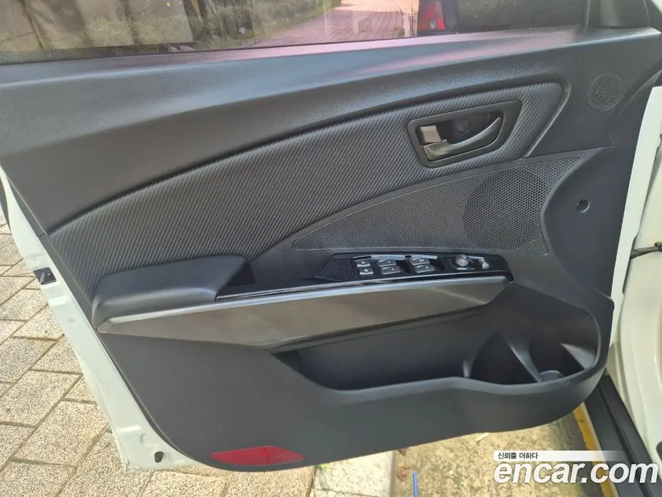 SsangYong TIBOLI 2020 1.6 автомат (гидро), фото 7