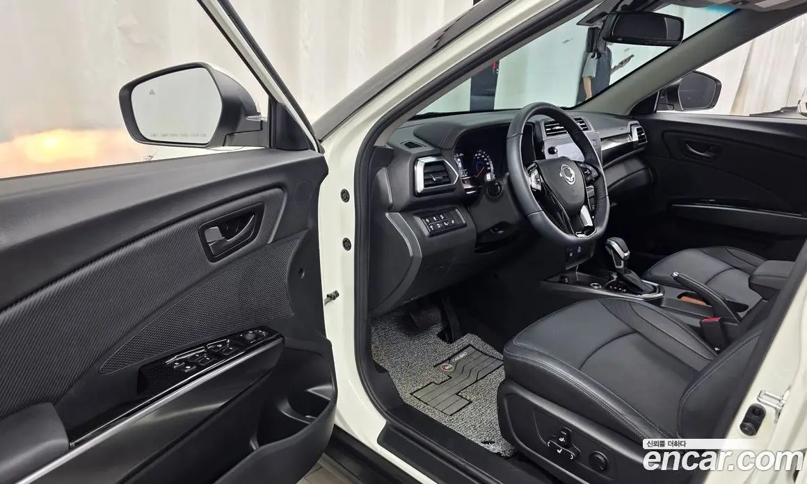 SsangYong TIBOLI 2025 1.6 автомат (гидро), фото 10