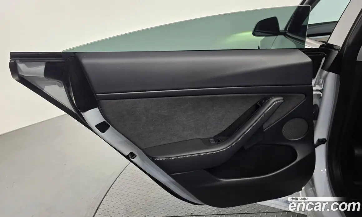 Tesla Model 3 2021 0.2 автомат (гидро), фото 15