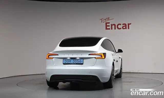 Tesla Model 3 2025 0.2 автомат (гидро), миниатюра 3