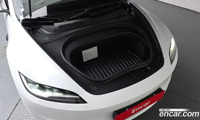Tesla Model 3 2025 0.2 автомат (гидро), миниатюра 5