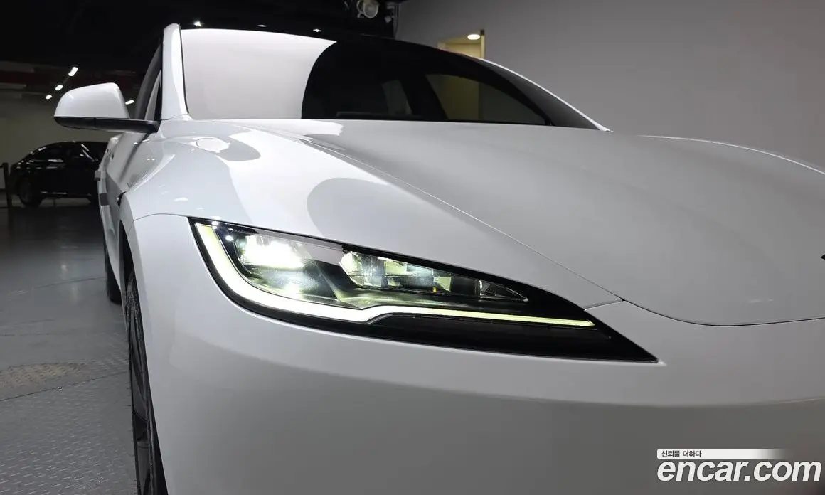 Tesla Model 3 2025 0.2 автомат (гидро), фото 7