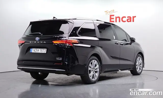Toyota Sienna 2023 2.5 АКПП, миниатюра 2