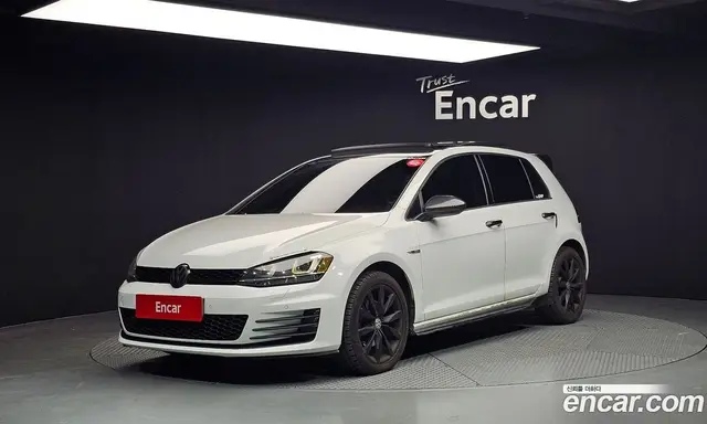 Volkswagen Golf, 2015, 134 727 км