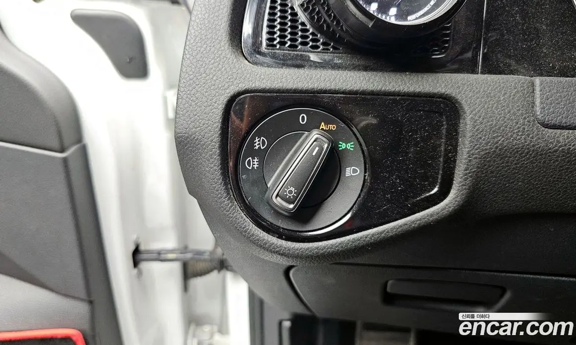 Volkswagen Golf 2015 2.0 автомат (гидро), фото 17 Volkswagen Golf 2015 2.0 автомат (гидро), фото 17