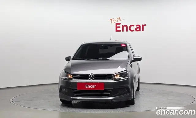 Volkswagen Polo 2014 1.6 автомат (гидро), миниатюра 3