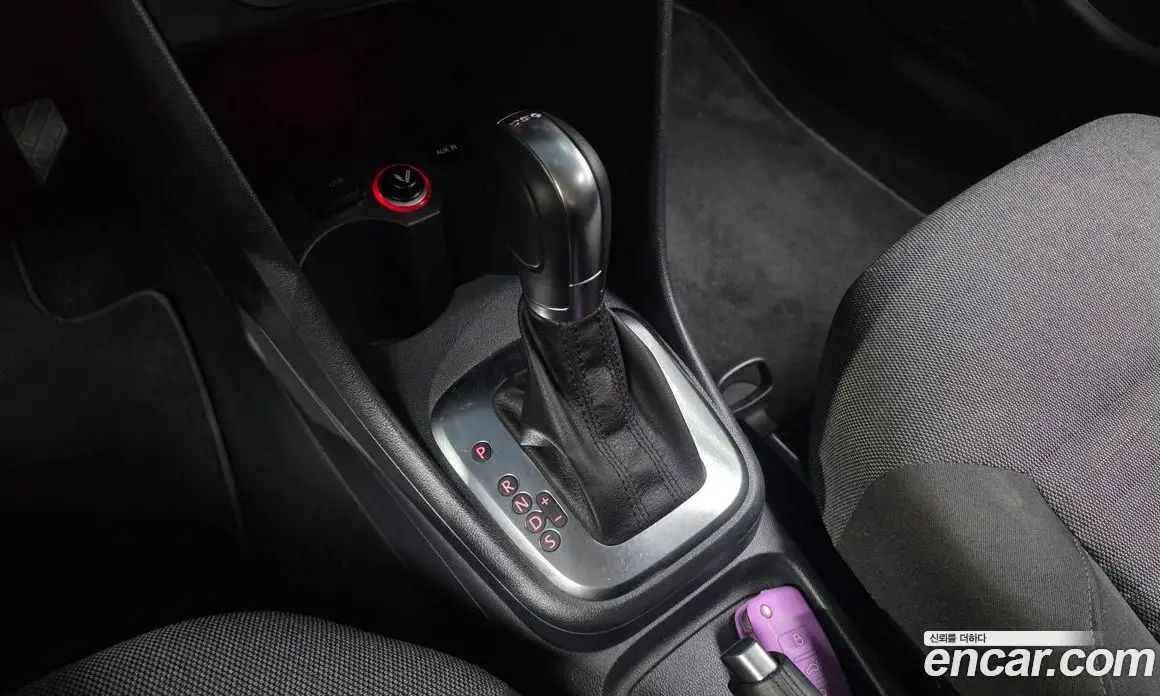 Volkswagen Polo 2014 1.6 автомат (гидро), фото 9