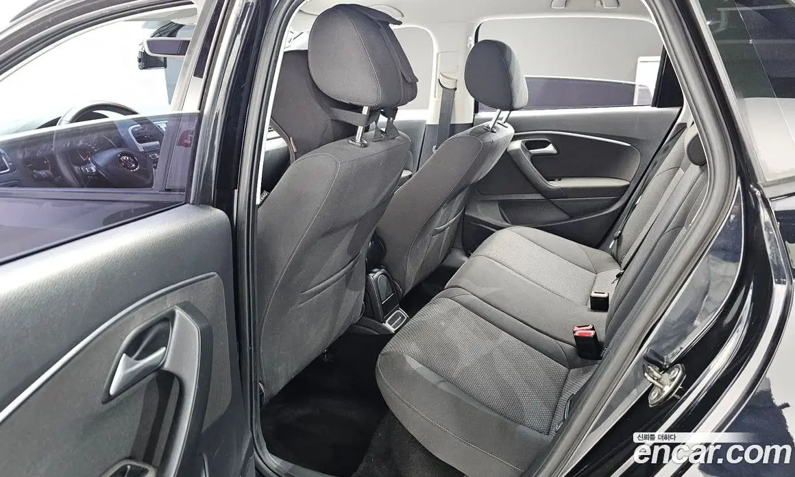 Volkswagen Polo 2015 1.4 автомат (гидро), фото 11