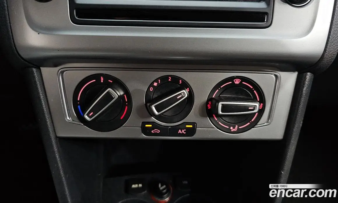 Volkswagen Polo 2015 1.4 автомат (гидро), фото 16