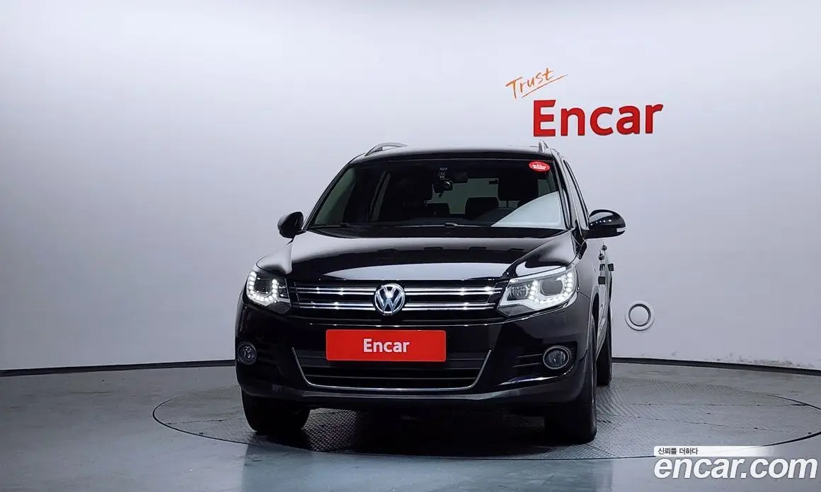 Volkswagen Tiguan 2013 2.0 автомат (гидро), фото 3