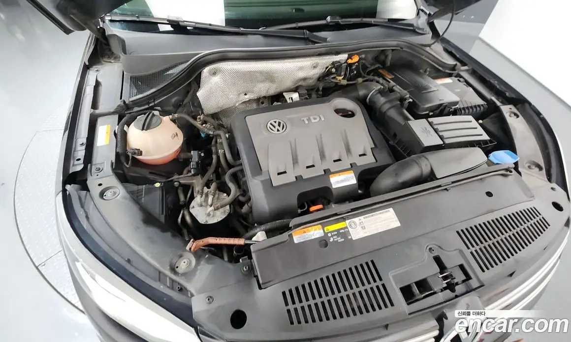 Volkswagen Tiguan 2013 2.0 автомат (гидро), фото 6