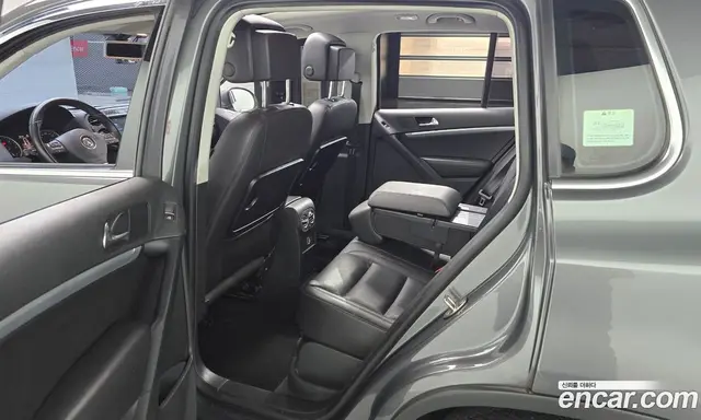 Volkswagen Tiguan 2015 2.0 автомат (гидро), миниатюра 11