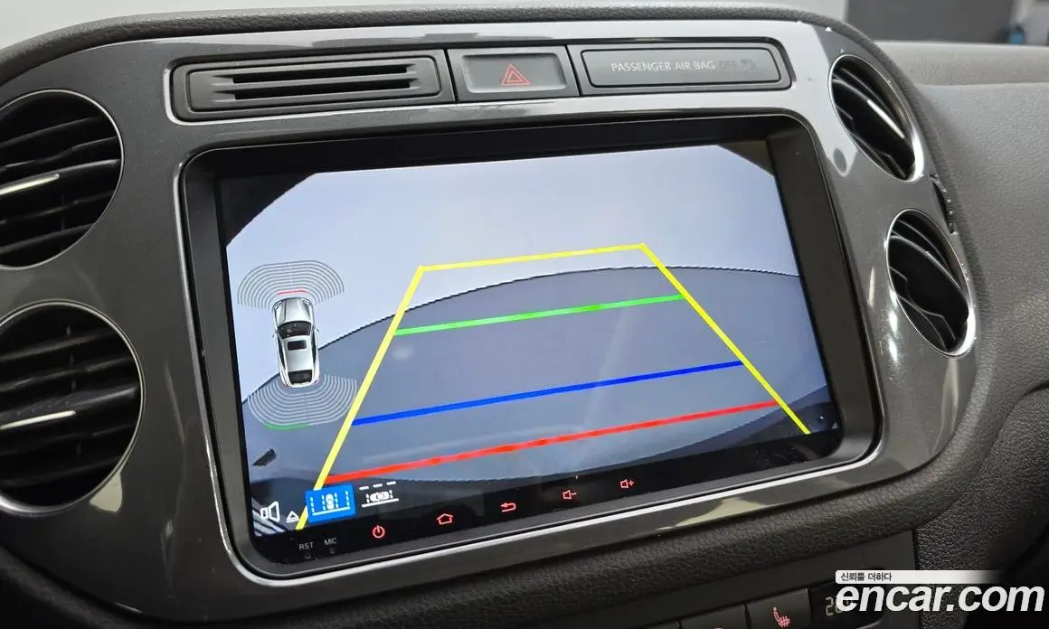 Volkswagen Tiguan 2015 2.0 автомат (гидро), фото 16