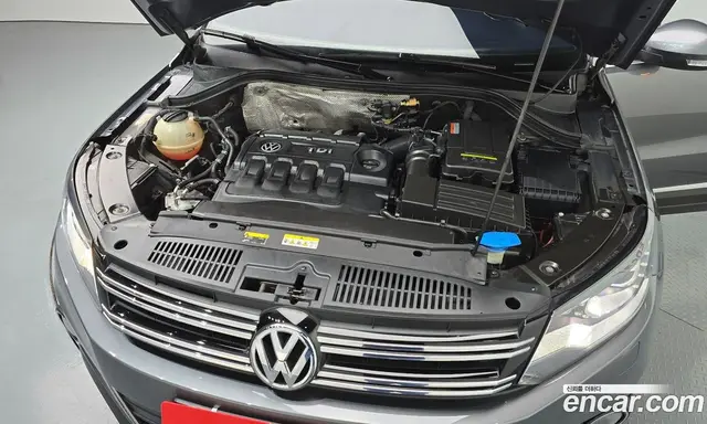 Volkswagen Tiguan 2015 2.0 автомат (гидро), миниатюра 6
