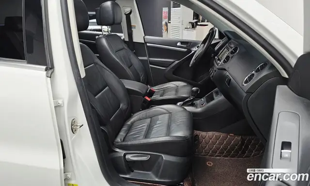 Volkswagen Tiguan 2016 2.0 автомат (гидро), миниатюра 12