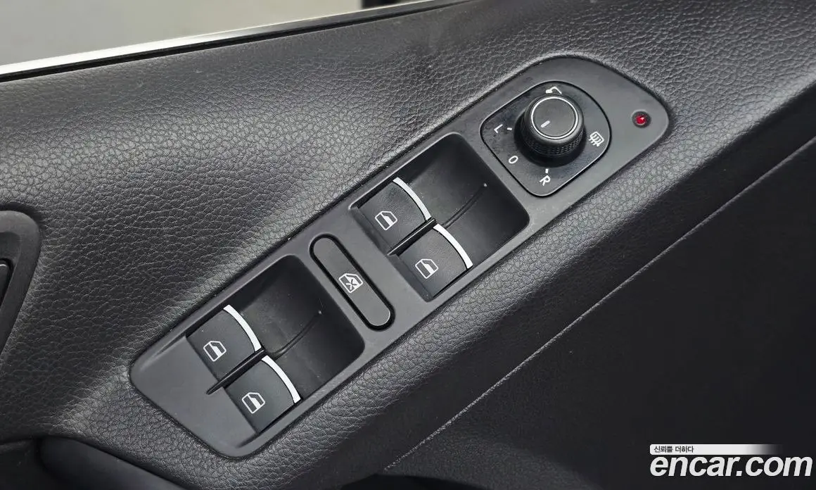 Volkswagen Tiguan 2016 2.0 автомат (гидро), фото 15