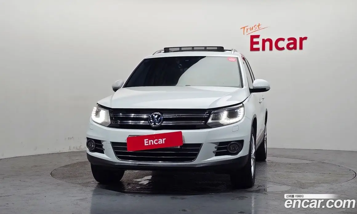 Volkswagen Tiguan 2016 2.0 автомат (гидро), фото 3