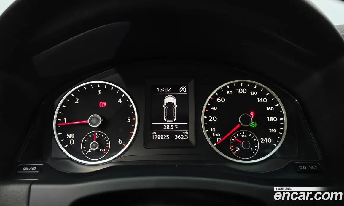 Volkswagen Tiguan 2016 2.0 автомат (гидро), фото 8