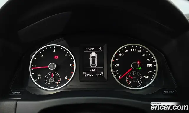 Volkswagen Tiguan 2016 2.0 автомат (гидро), миниатюра 8