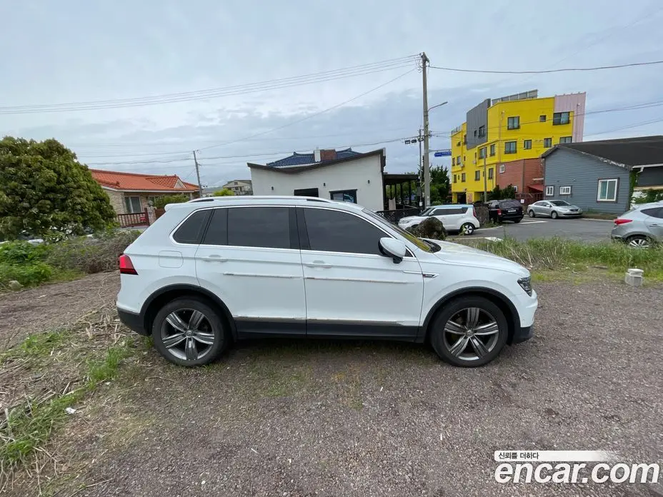 Volkswagen Tiguan 2018 2.0 автомат (гидро), фото 4