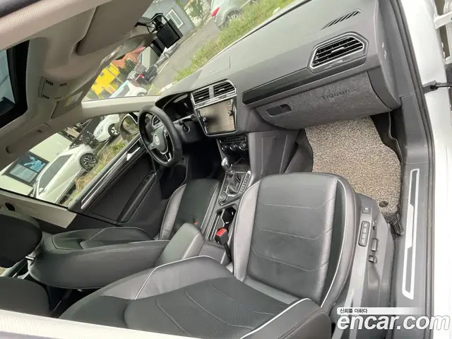 Volkswagen Tiguan 2018 2.0 автомат (гидро), миниатюра 8