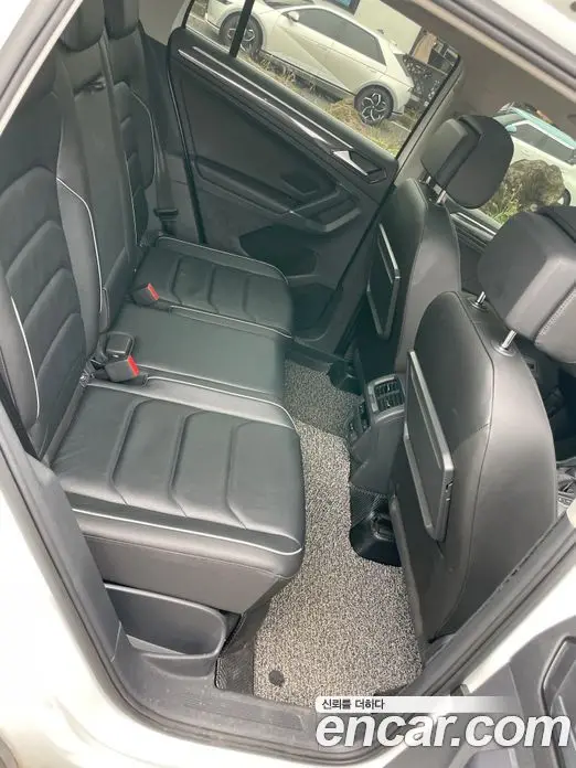 Volkswagen Tiguan 2018 2.0 автомат (гидро), фото 9