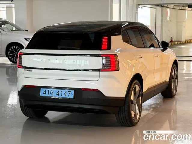 Volvo EX30 2025 0.2 автомат (гидро), миниатюра 2