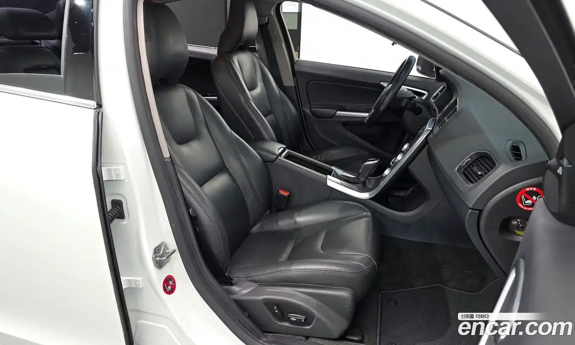 Volvo S60 2017 2.0 автомат (гидро), фото 11