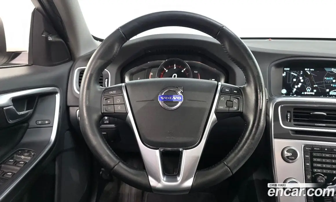 Volvo S60 2017 2.0 автомат (гидро), фото 13