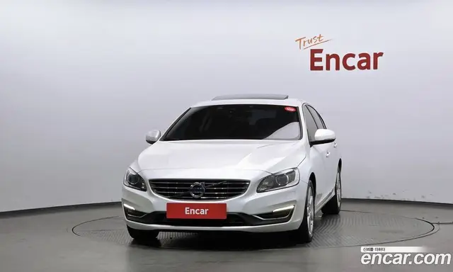 Volvo S60 2017 2.0 автомат (гидро), миниатюра 3