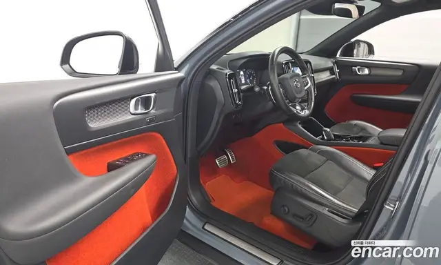 Volvo XC40 2019 2.0 автомат (гидро), миниатюра 12