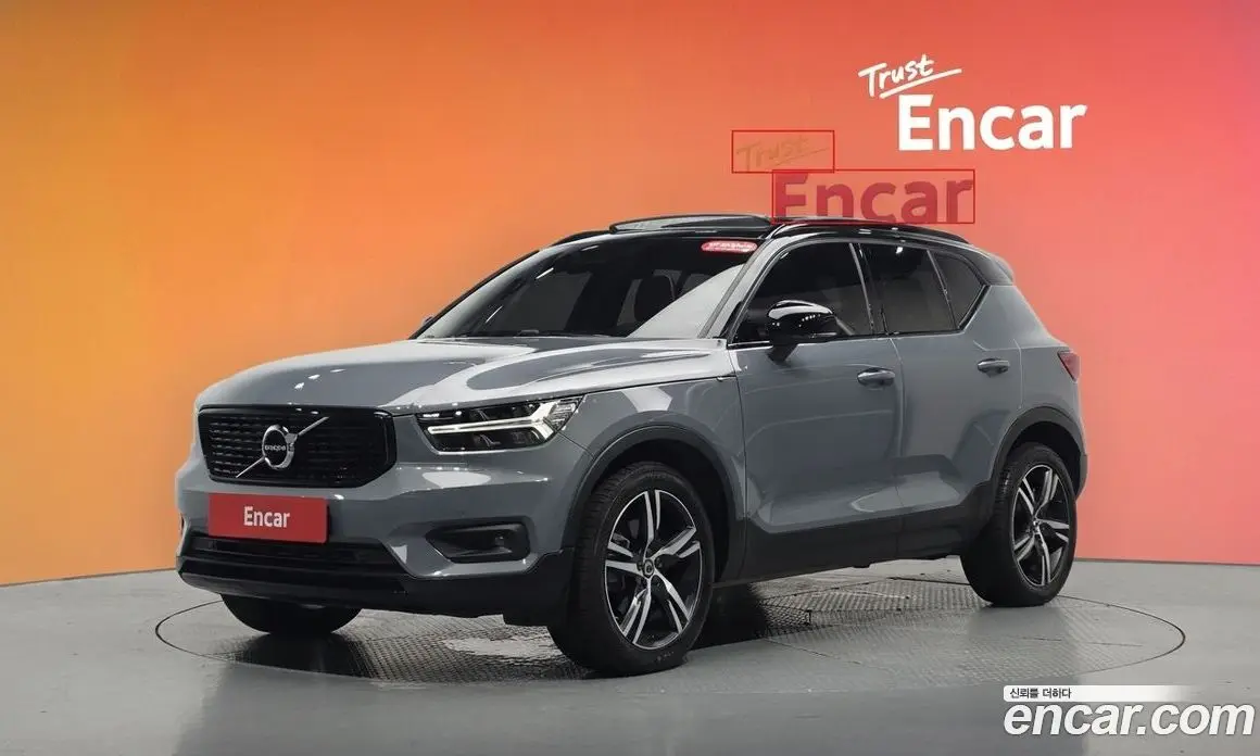 Volvo XC40 2019 2.0 автомат (гидро), фото 30