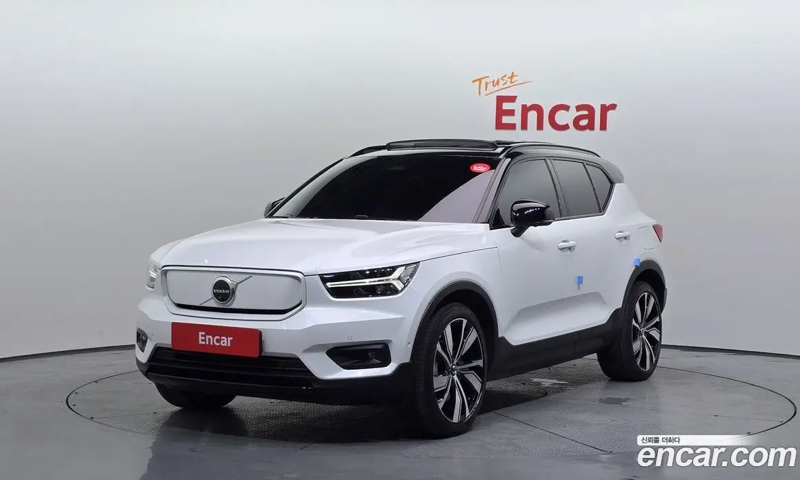 Volvo XC40 2022 0.2 автомат (гидро), фото 1 Volvo XC40 2022 0.2 автомат (гидро), фото 1
