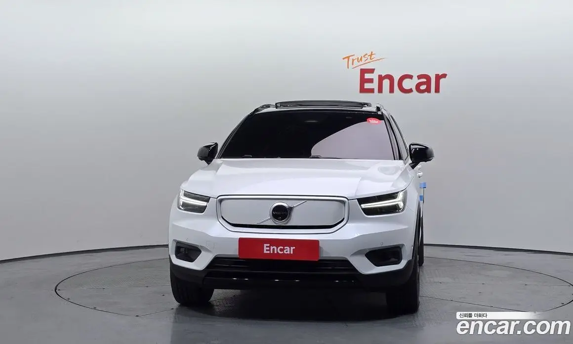 Volvo XC40 2022 0.2 автомат (гидро), фото 3 Volvo XC40 2022 0.2 автомат (гидро), фото 3
