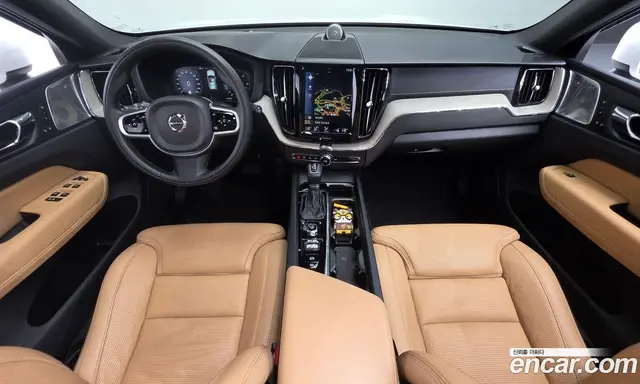 Volvo XC60 2018 2.0 автомат (гидро), миниатюра 7