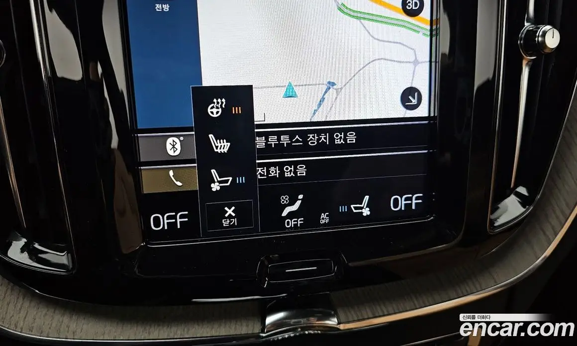 Volvo XC60 2019 2.0 автомат (гидро), фото 19