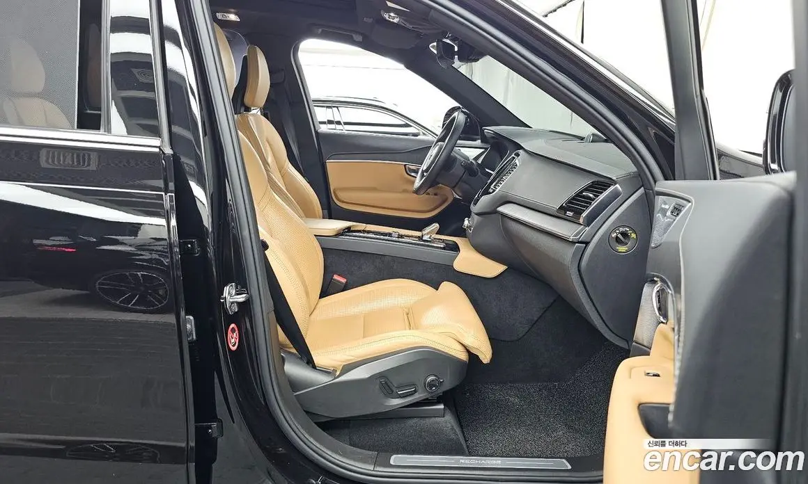Volvo XC90 2021 2.0 автомат (гидро), фото 17