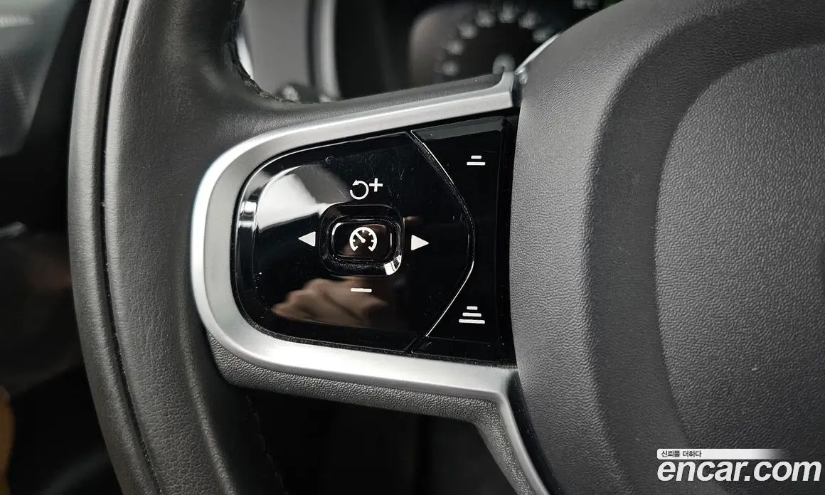 Volvo XC90 2021 2.0 автомат (гидро), фото 35