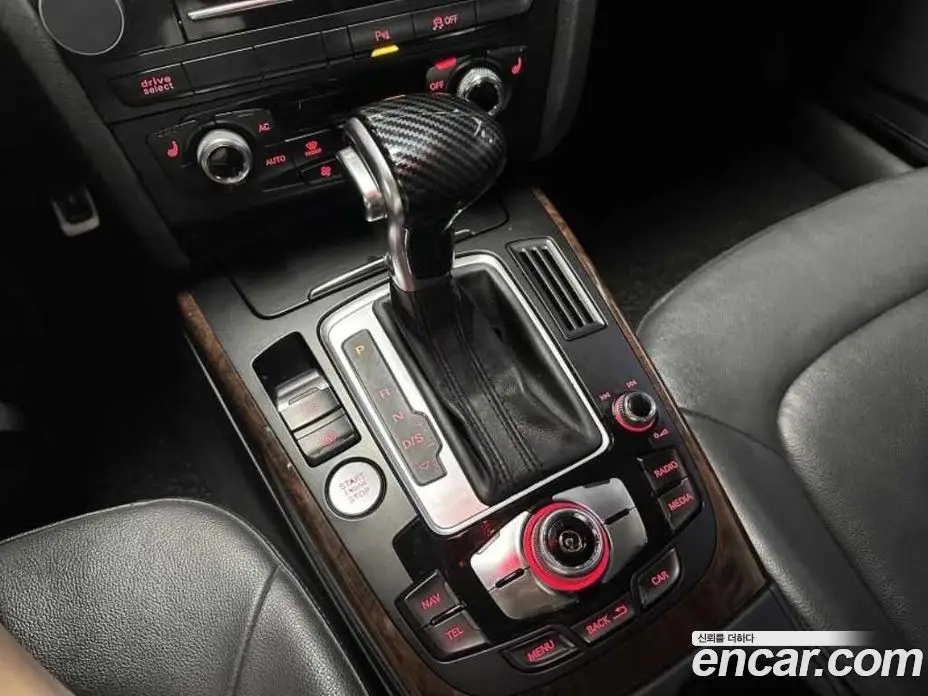 Audi A4 2012 2.0 автомат (гидро), фото 11