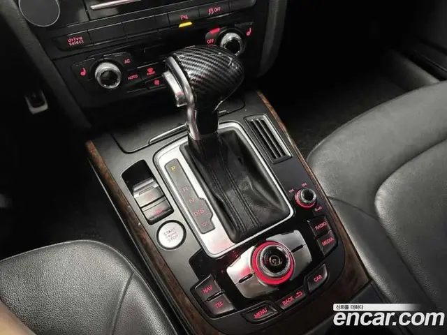 Audi A4 2012 2.0 автомат (гидро), миниатюра 11