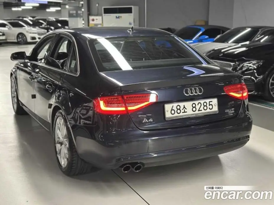 Audi A4 2012 2.0 автомат (гидро), фото 4