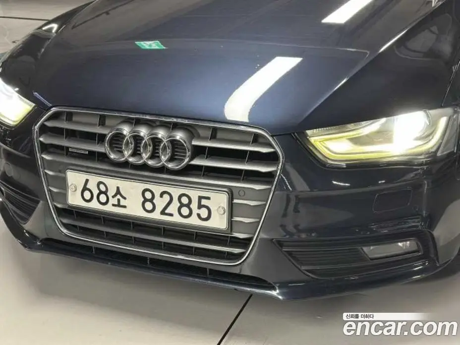 Audi A4 2012 2.0 автомат (гидро), фото 5