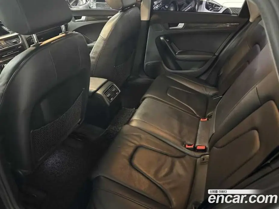 Audi A4 2012 2.0 автомат (гидро), фото 9