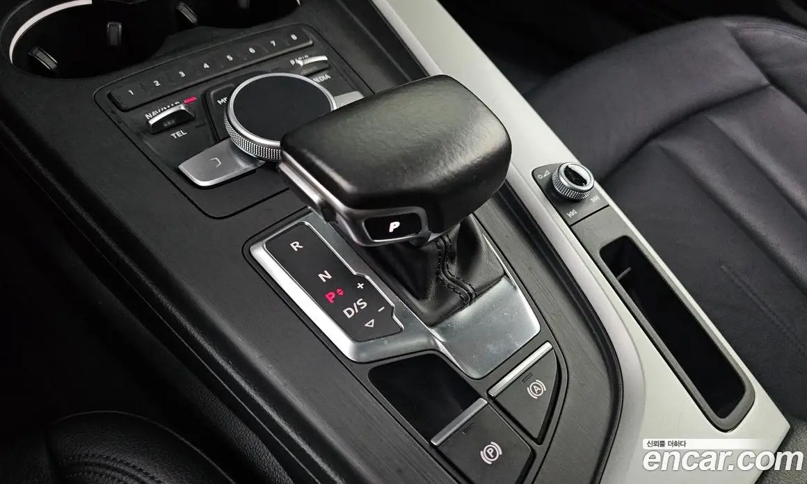 Audi A4 2016 2.0 автомат (гидро), фото 9