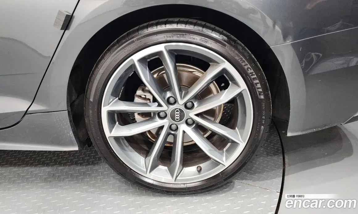 Audi A5 2022 2.0 автомат (гидро), фото 7