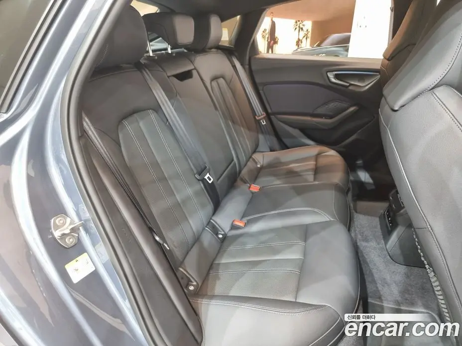 Audi A5 2025 2.0 автомат (гидро), фото 19