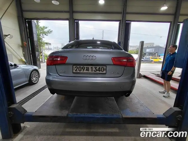 Audi A6 2015 3.0 автомат (гидро), миниатюра 2