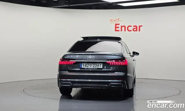 Audi A6 2020 2.0 автомат (гидро), миниатюра 4