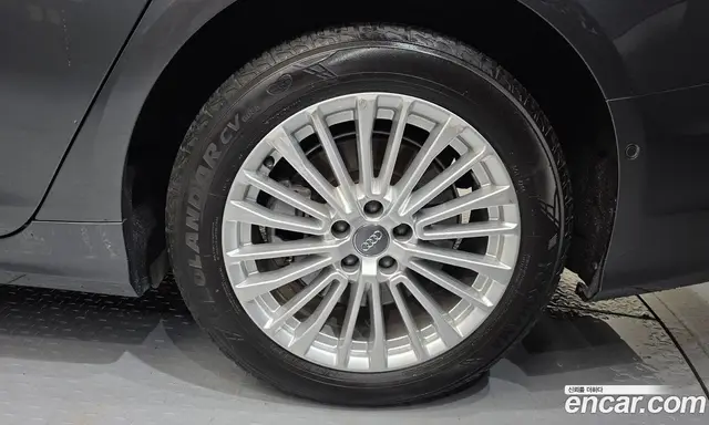 Audi A6 2020 2.0 автомат (гидро), миниатюра 7