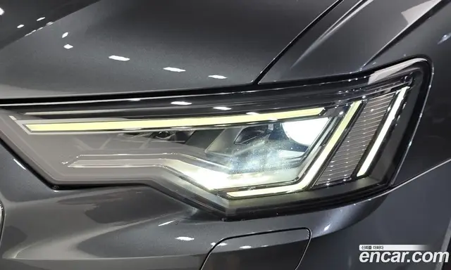 Audi A6 2020 2.0 автомат (гидро), миниатюра 8
